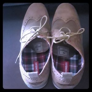 Unionbay saddleback shoes. Mens size 10